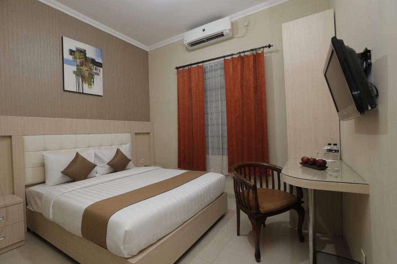 Hotel Atalie Malioboro Manage By Yuwono Hospitality Yogyakarta Esterno foto